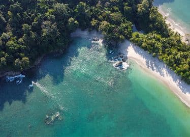 Chartering in Costa Rica for international vessels is allowed!